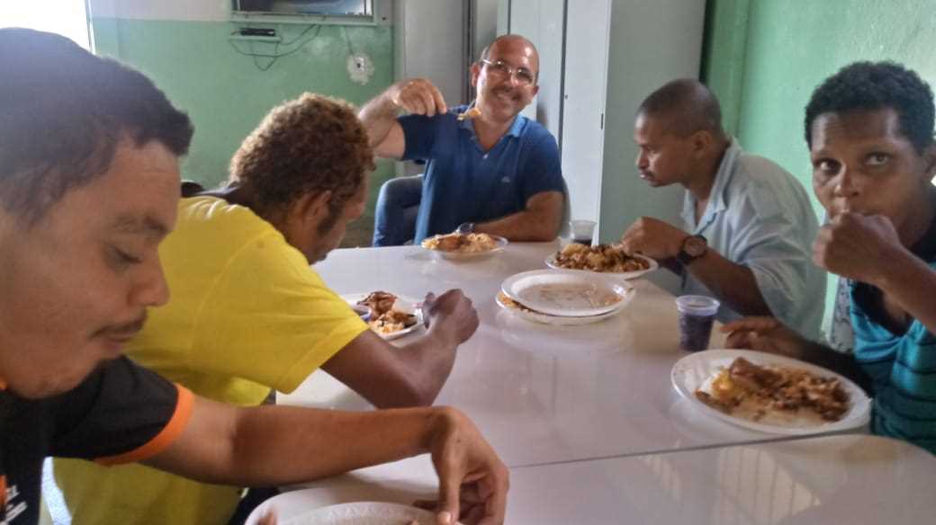 Camacã: Usuários do CAPS fazem passeio em Canavieiras